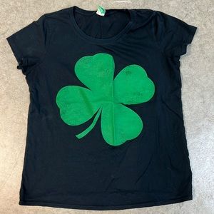 LN women’s St. Patrick’s Day tee size 2xl